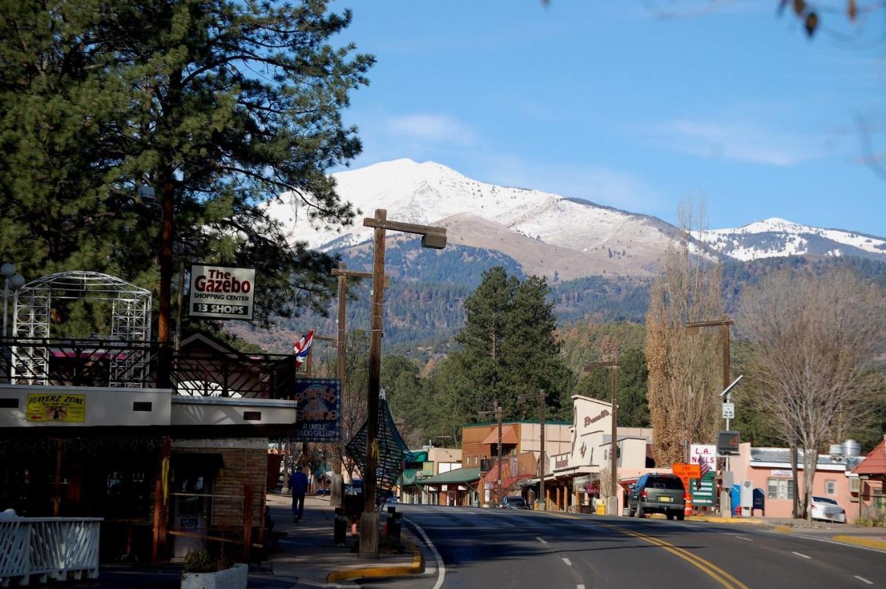 Apache Village 5, Queen Bed, Midtown, Sleeps 2 Ruidoso Buitenkant foto